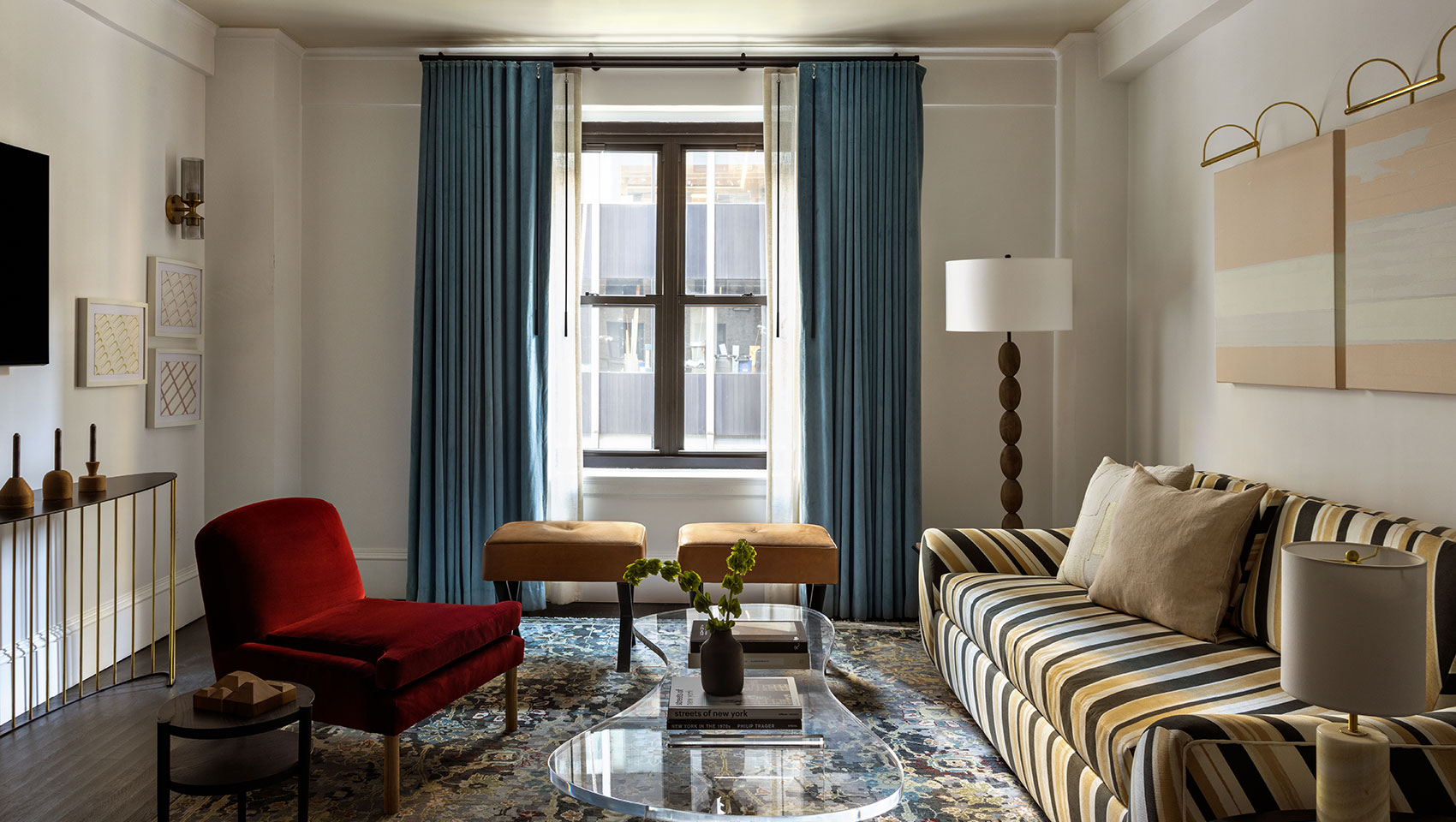 Living Room Suite Window